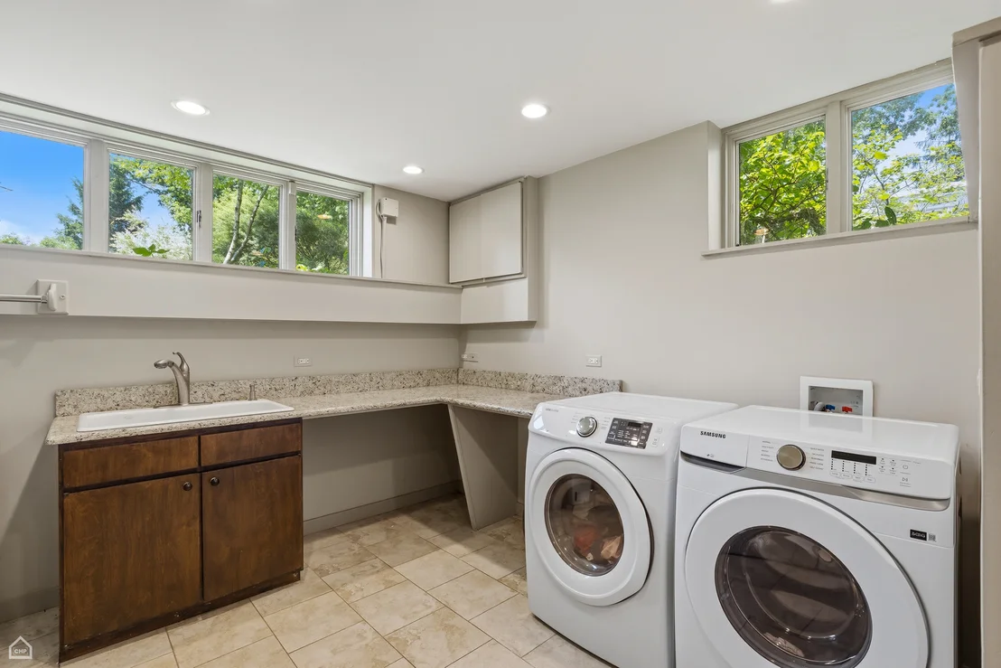 Photo of 1540 Grant Road