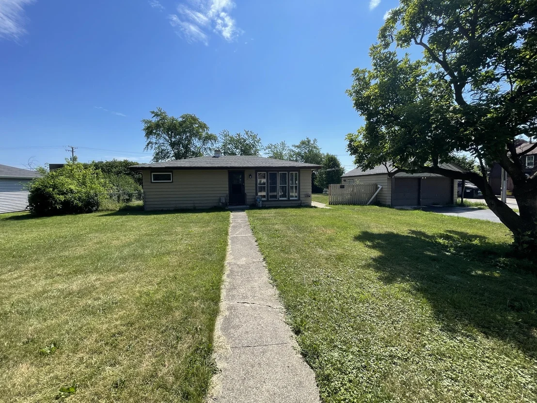 Photo of 11 Shagbark Road