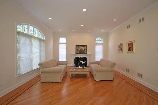 Photo of 648 Sunset Lane