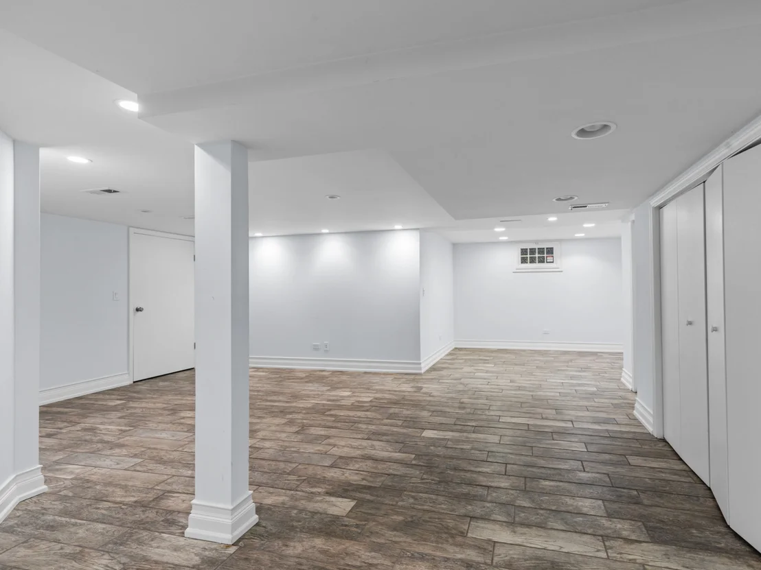 Photo of 155 Helm Road