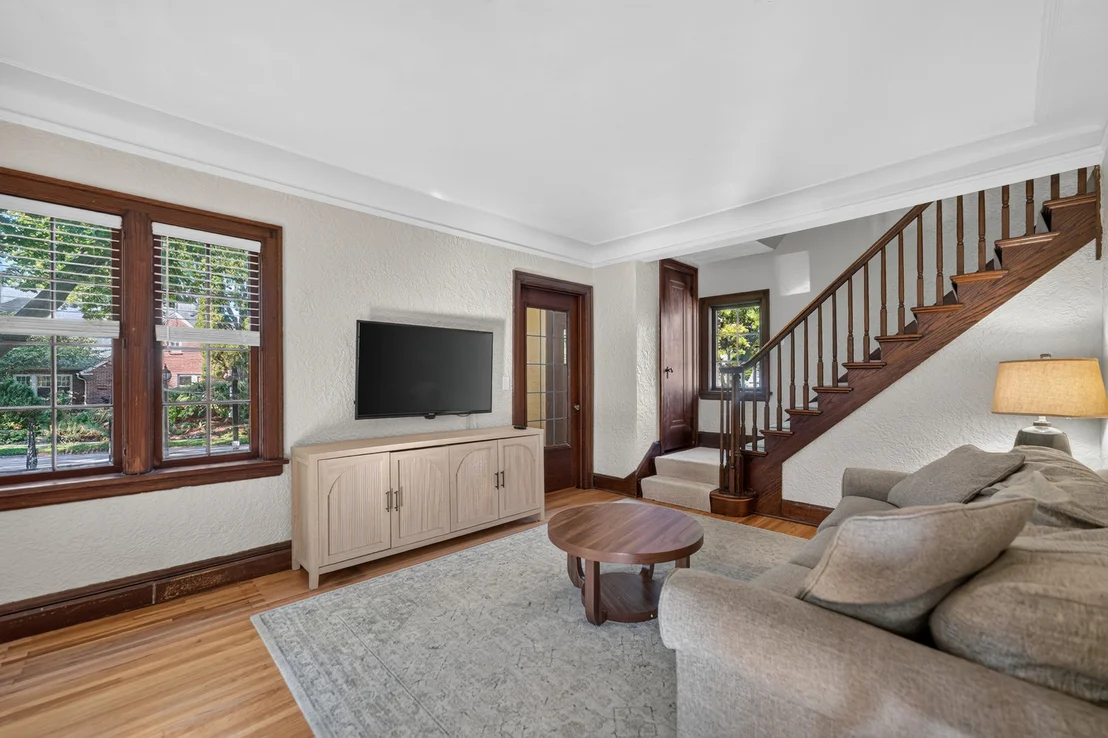 Photo of 623 Robert Avenue