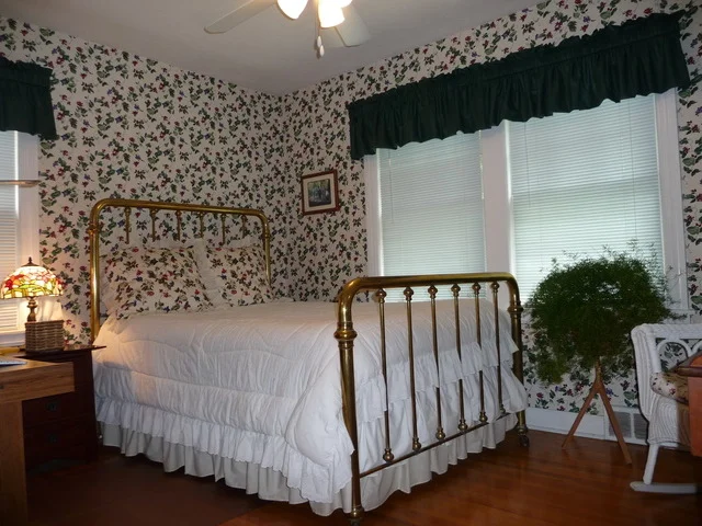 Photo of 2308 WALTERS Avenue