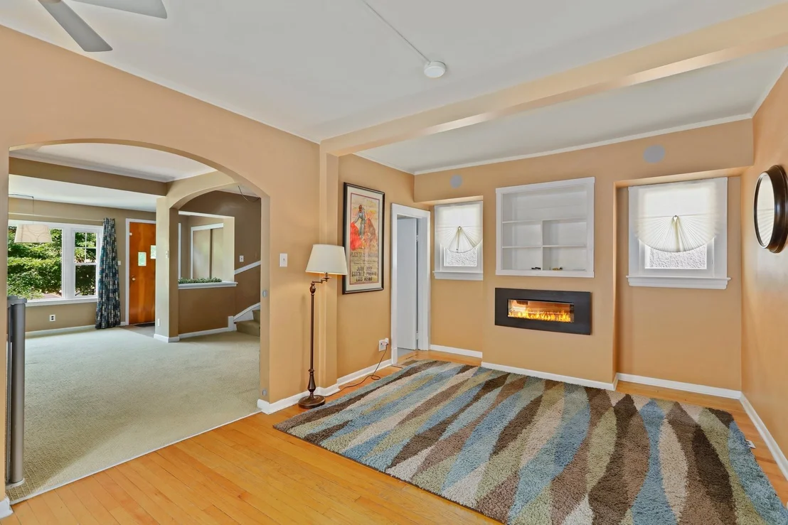 Photo of 148 Belvidere Avenue