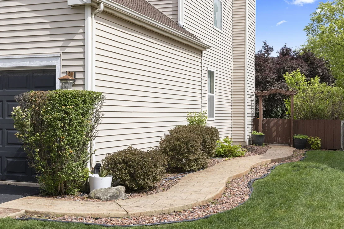 Photo of 7515 Burshire Drive