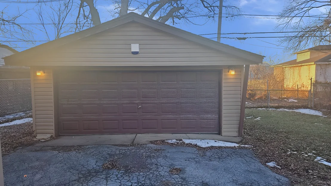 Photo of 16628 Winchester Avenue