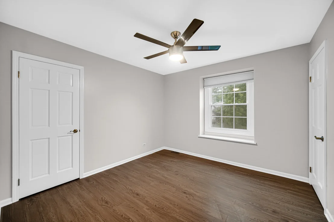 Photo of 910 KNIGHTSBRIDGE Lane