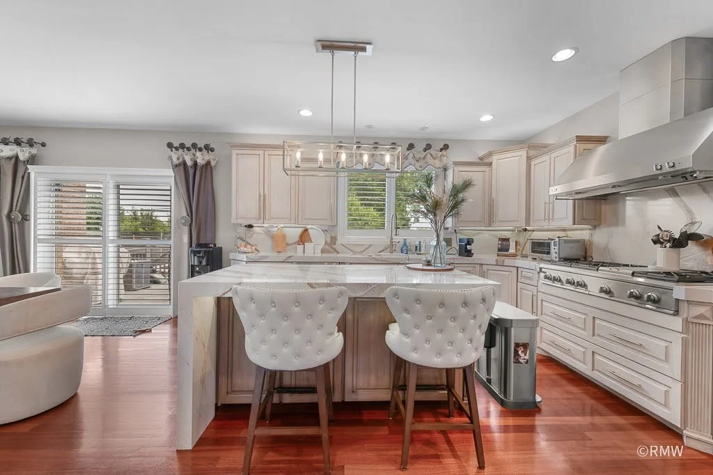 Photo of 729 N 7TH Avenue