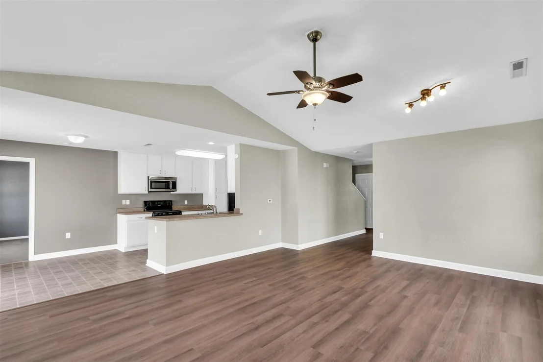 Photo of 702 Newton Drive