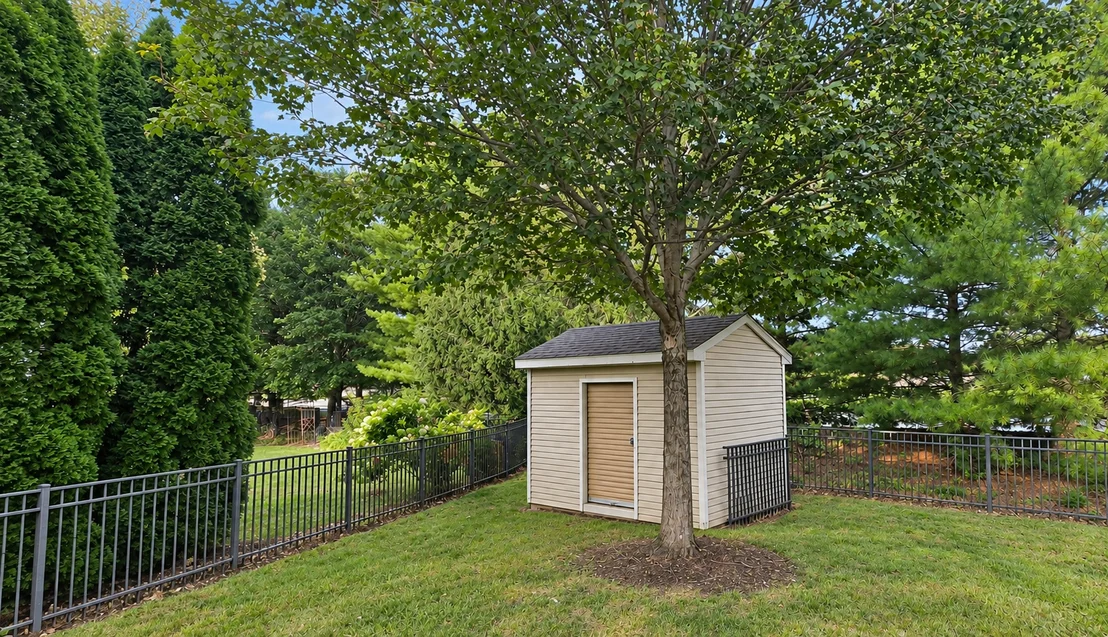Photo of 2702 Springhill Lane
