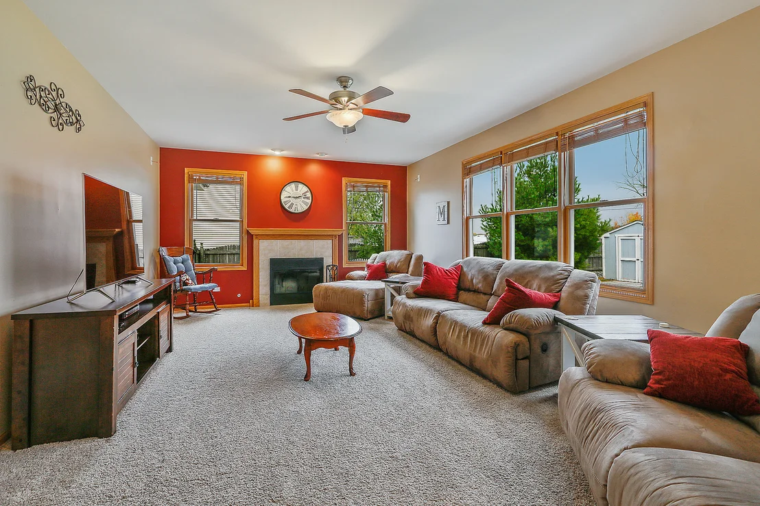 Photo of 15500 Ridgefield Drive