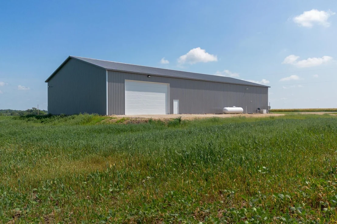 Photo of 957 County Road 2000 E