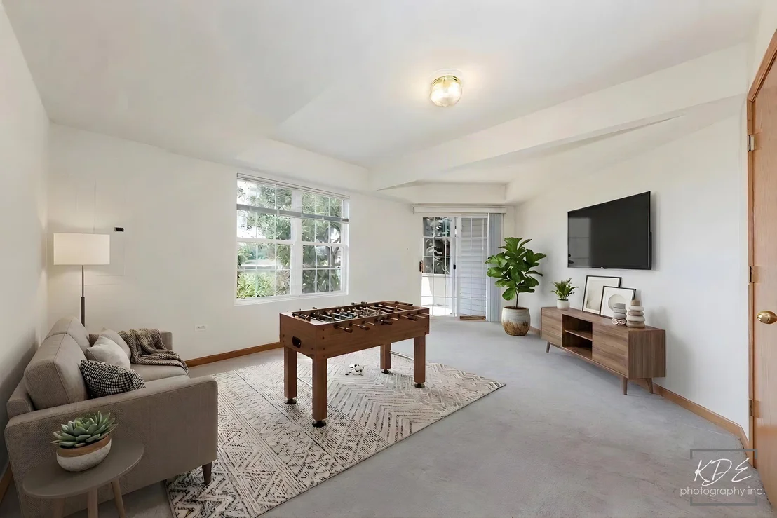 Photo of 14017 S Cambridge Circle