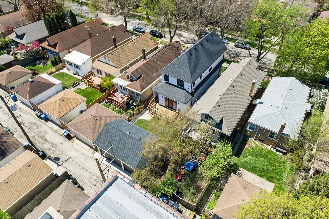 Photo of 5347 N Bernard Street