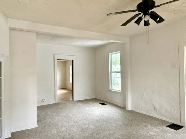 Photo of 723 6th Street
