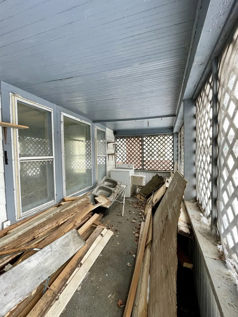 Photo of 344 W Everett Street