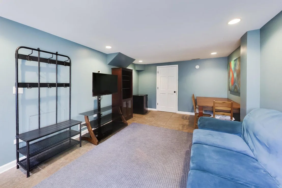 Photo of 2711 Elgin Road