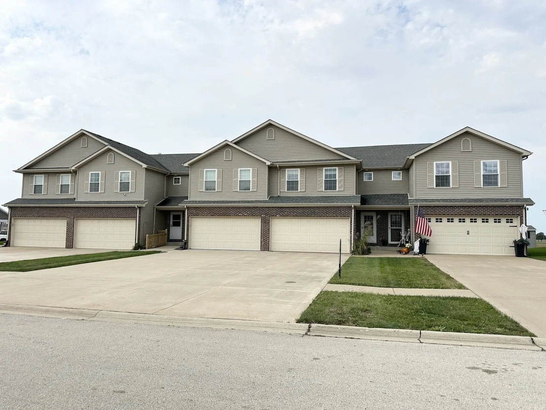 Photo of 2083 Summerfield Lane
