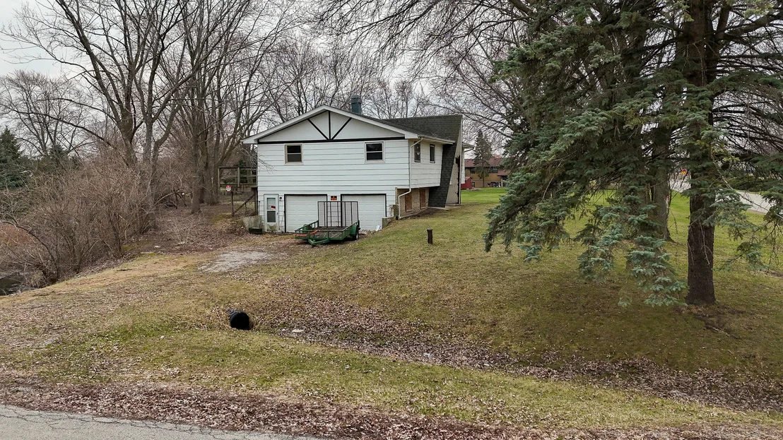 Photo of 10135 Sunridge Drive