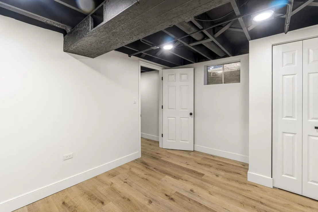 Photo of 1080 Dresden Drive