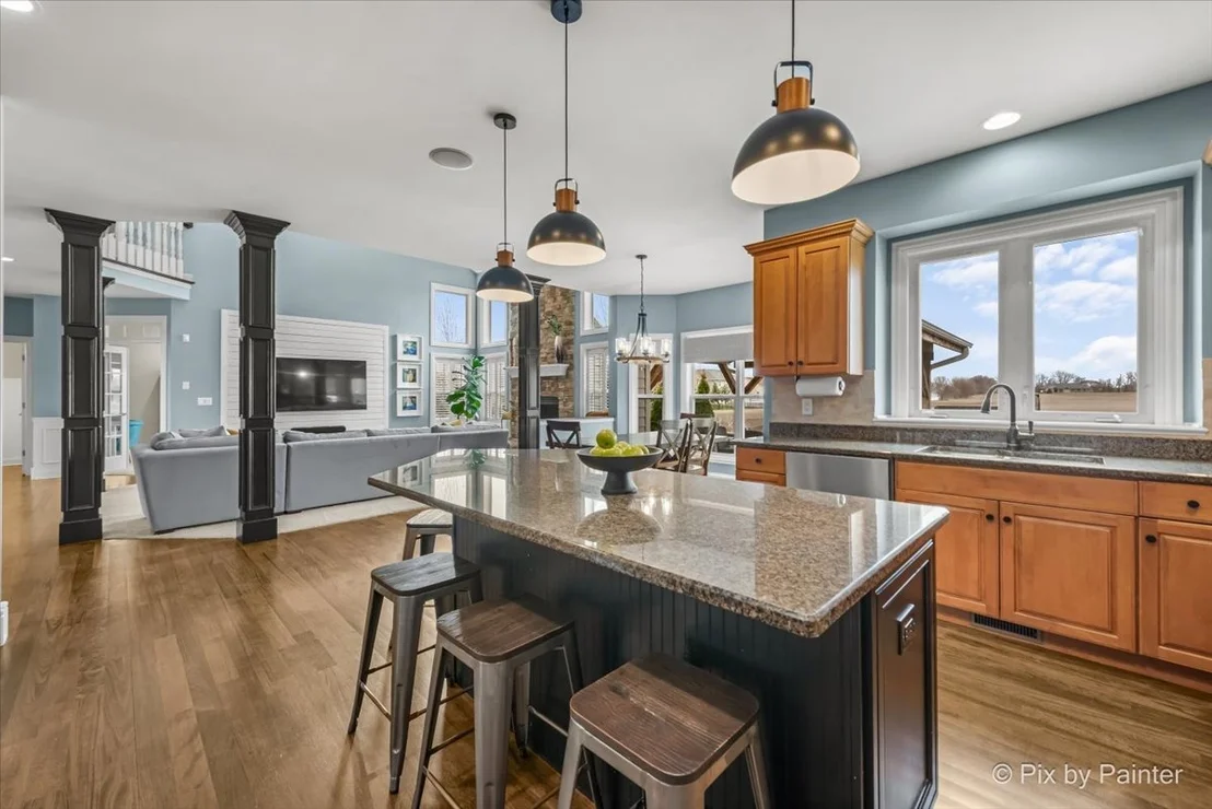 Photo of 647 Bennett Drive
