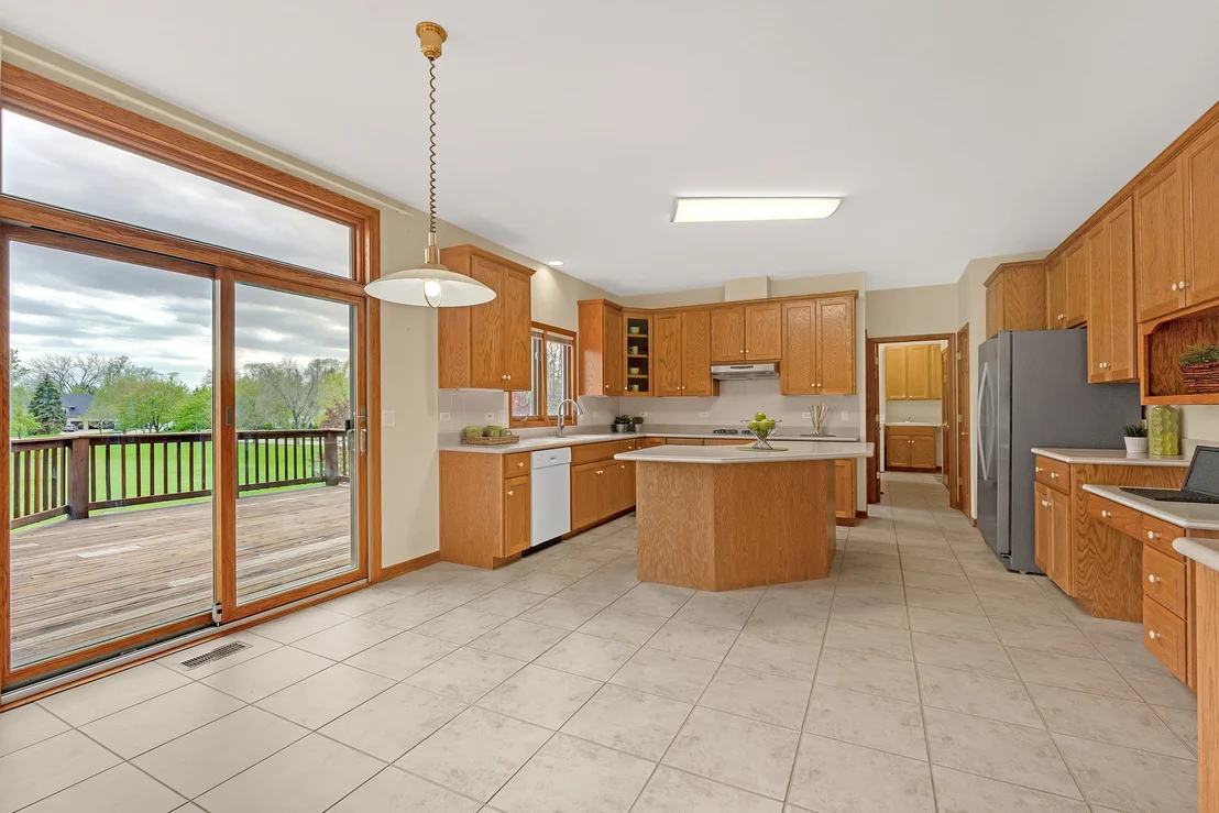 Photo of 1340 Dunrobin Road