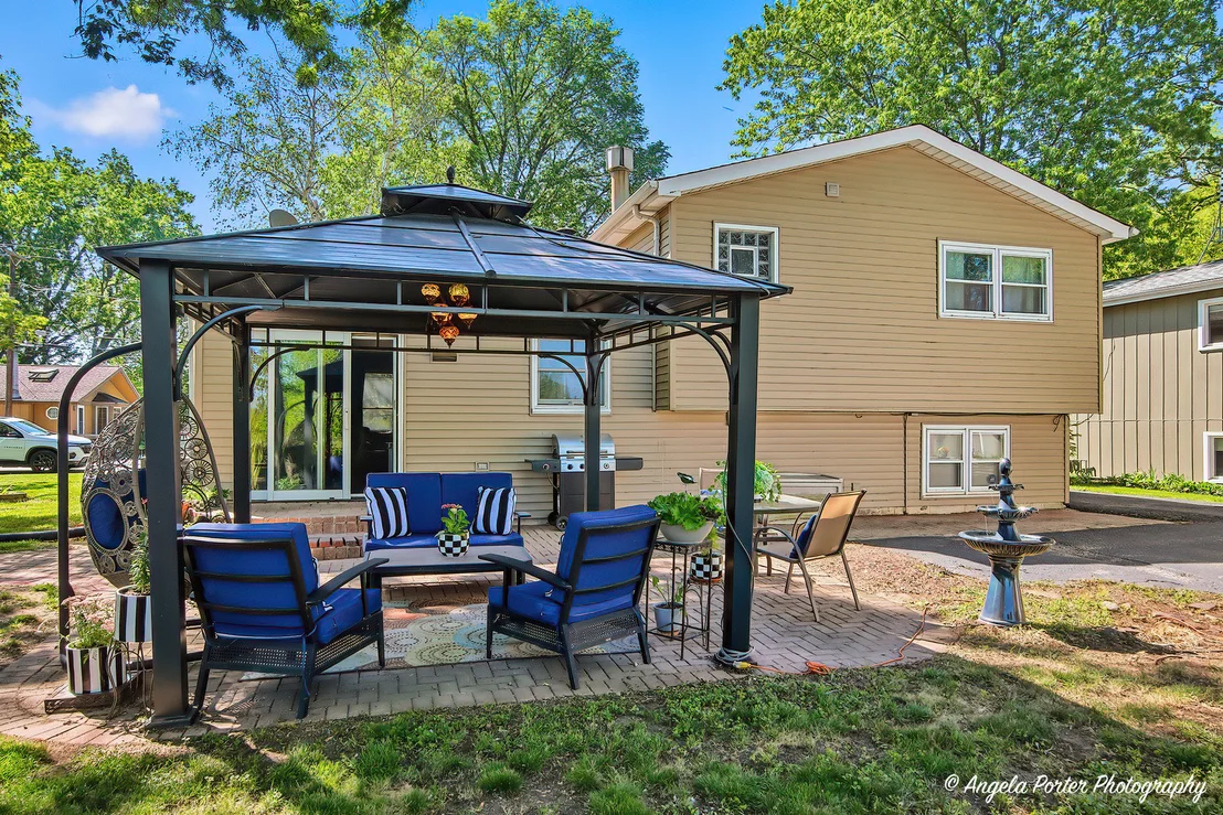 Photo of 12 Sunshine Avenue