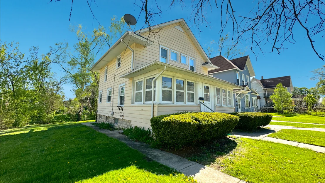 Photo of 453 Addison Street