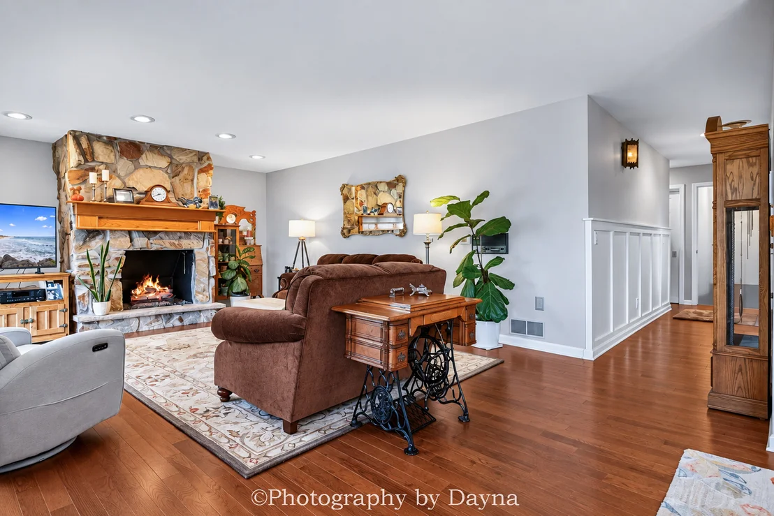 Photo of 2833 River Road