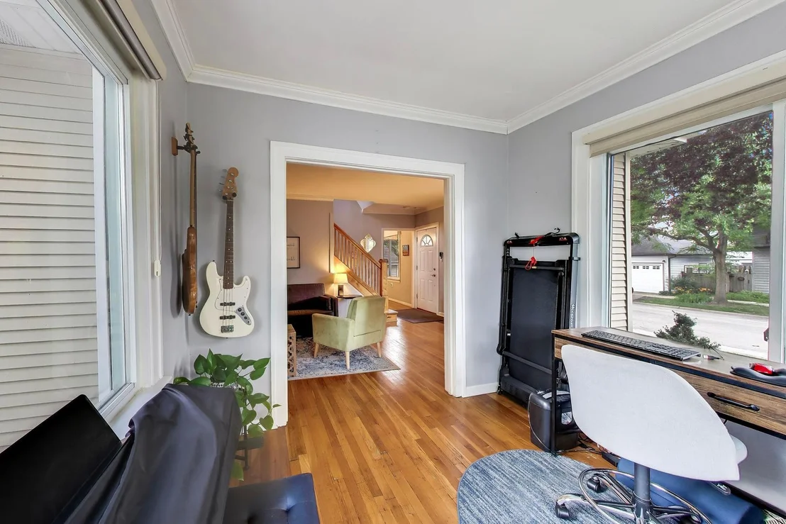 Photo of 834 Carpenter Avenue