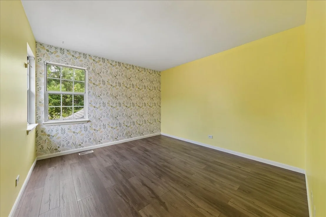 Photo of 1459 Golfview Drive