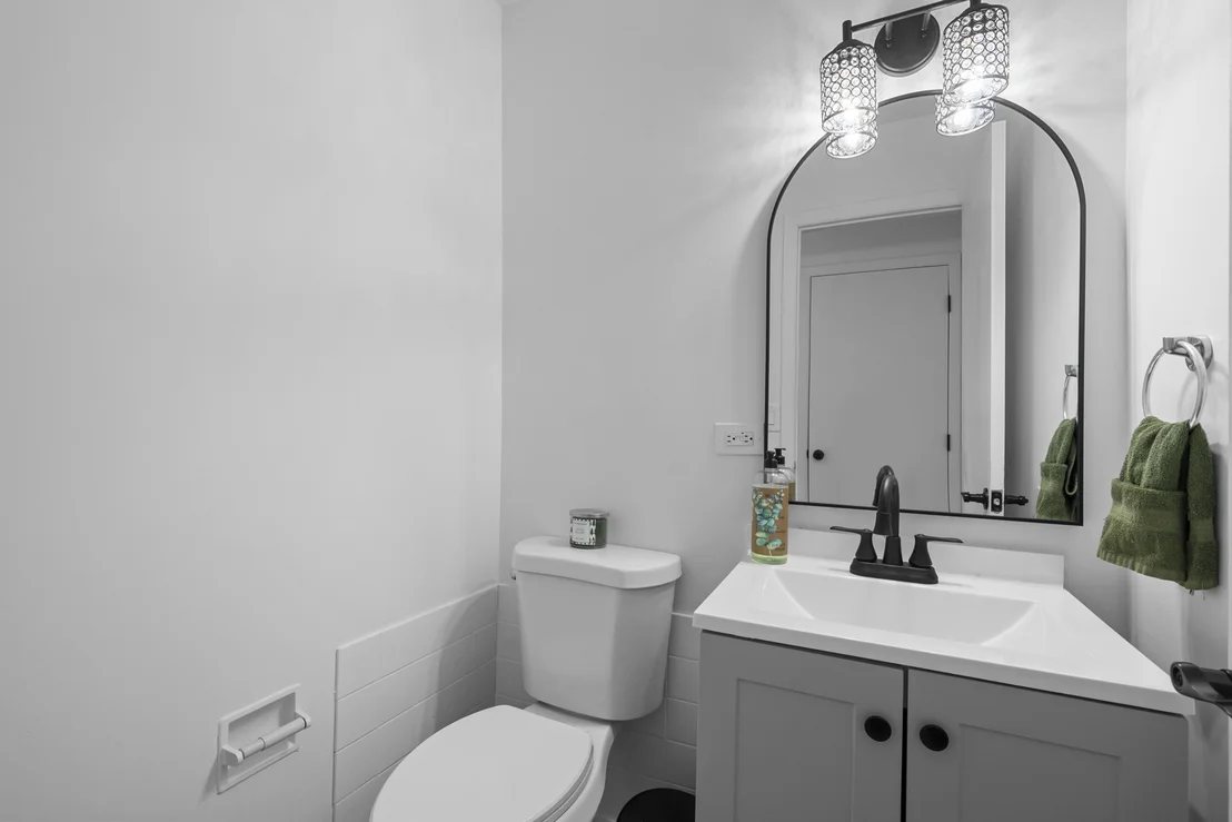 Photo of 818 Lexington Circle