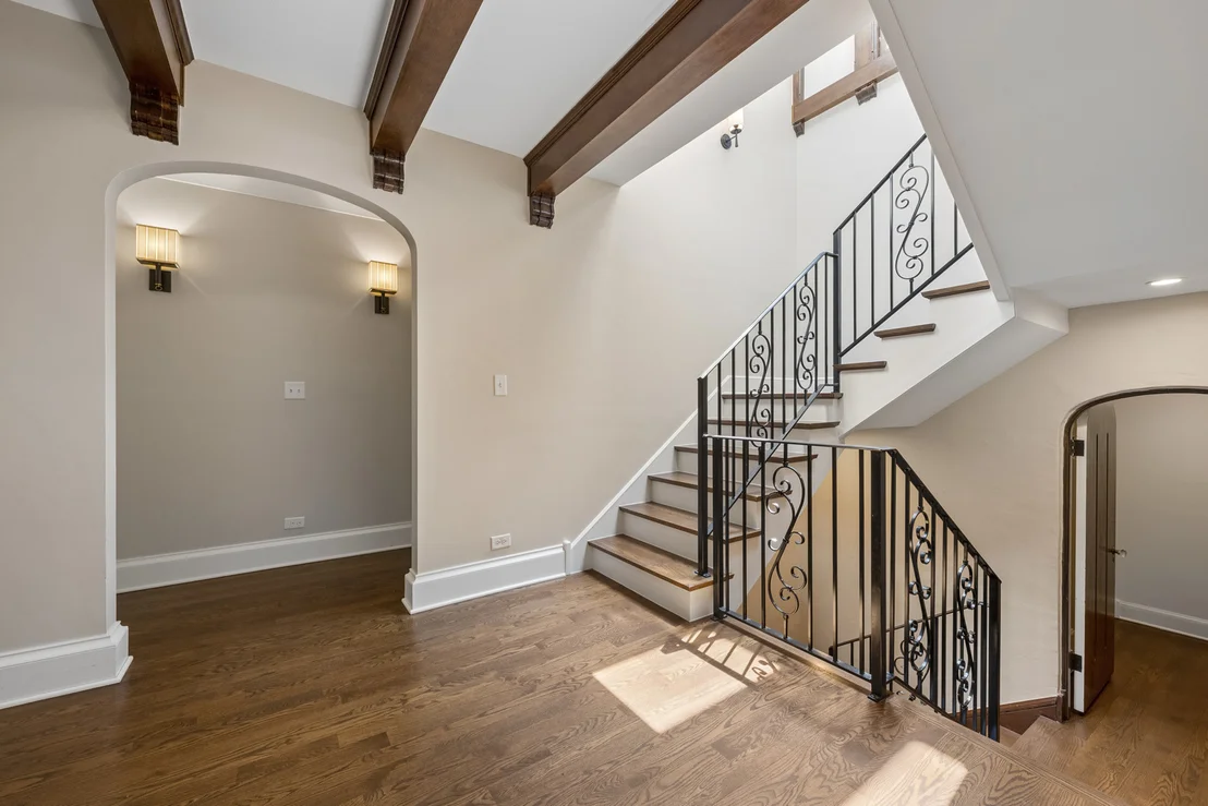 Photo of 1192 Chatfield Road