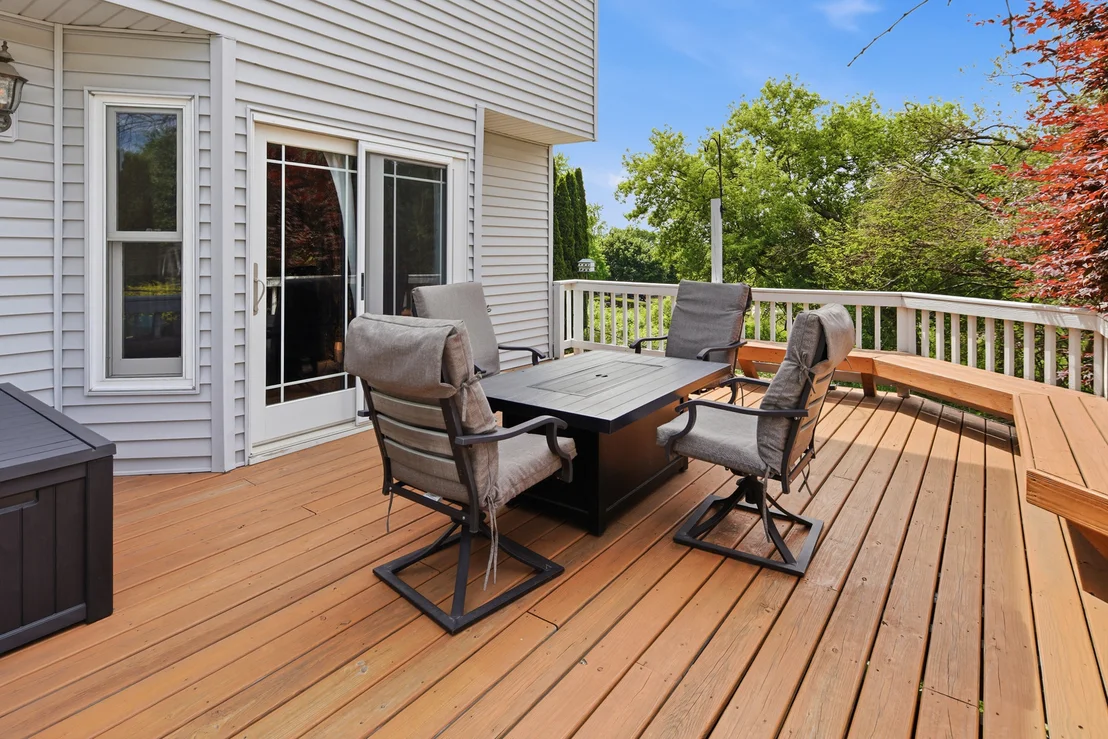 Photo of 260 Hillhurst Drive