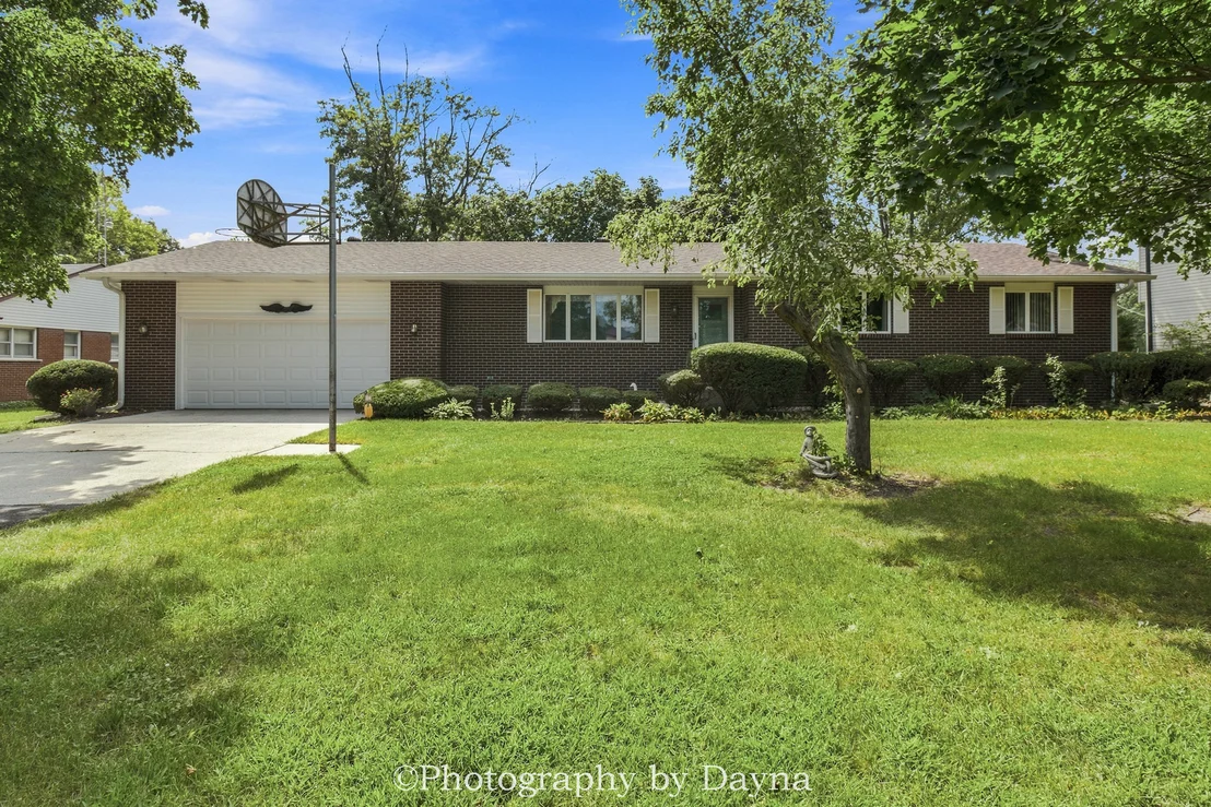 Photo of 6070 Darline Drive