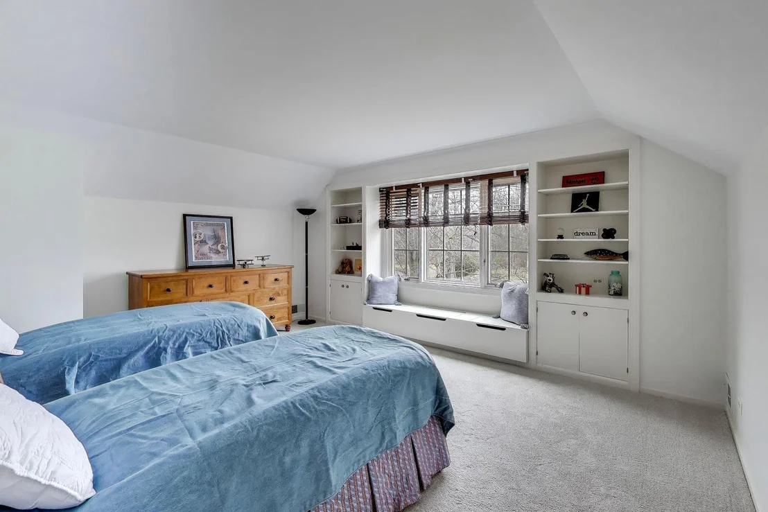 Photo of 1135 Buttonwood Lane