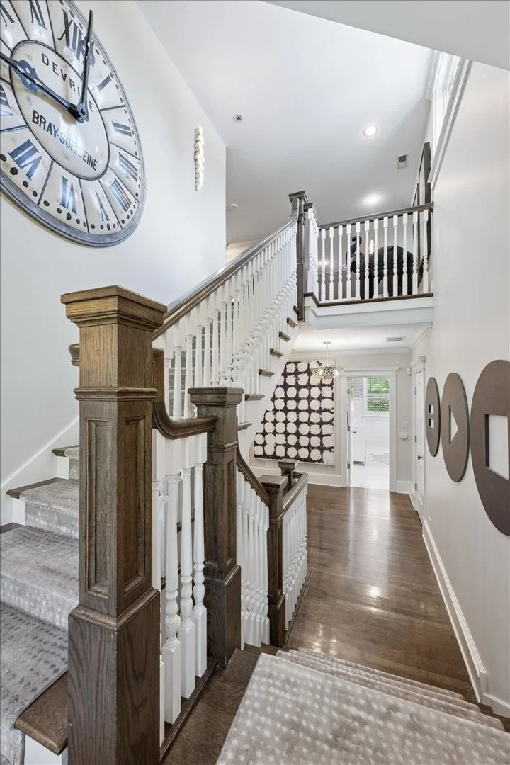 Photo of 395 Greenleaf Avenue