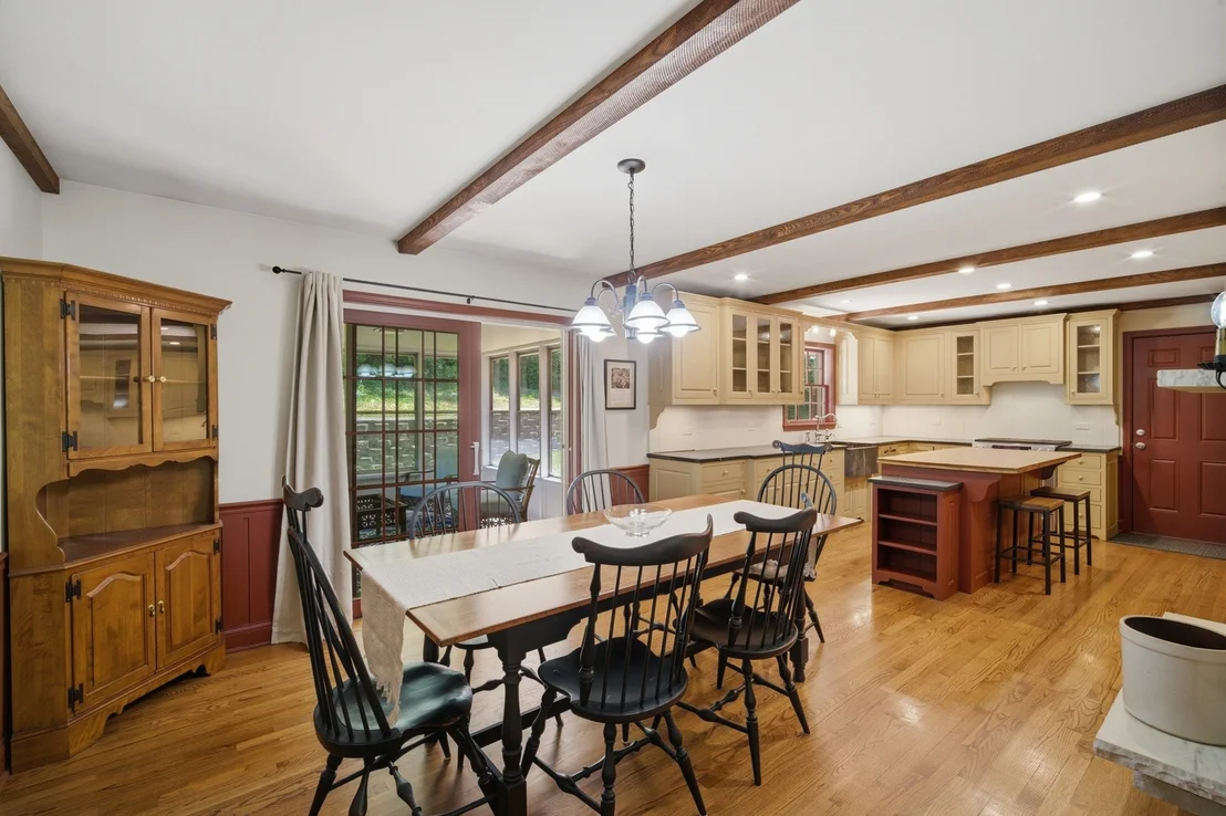 Photo of 237 Beachview Lane