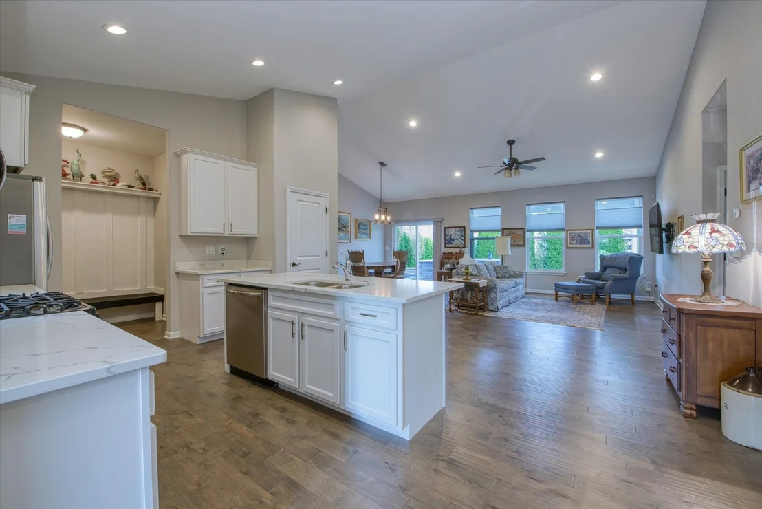 Photo of 1014 Persimmon Drive
