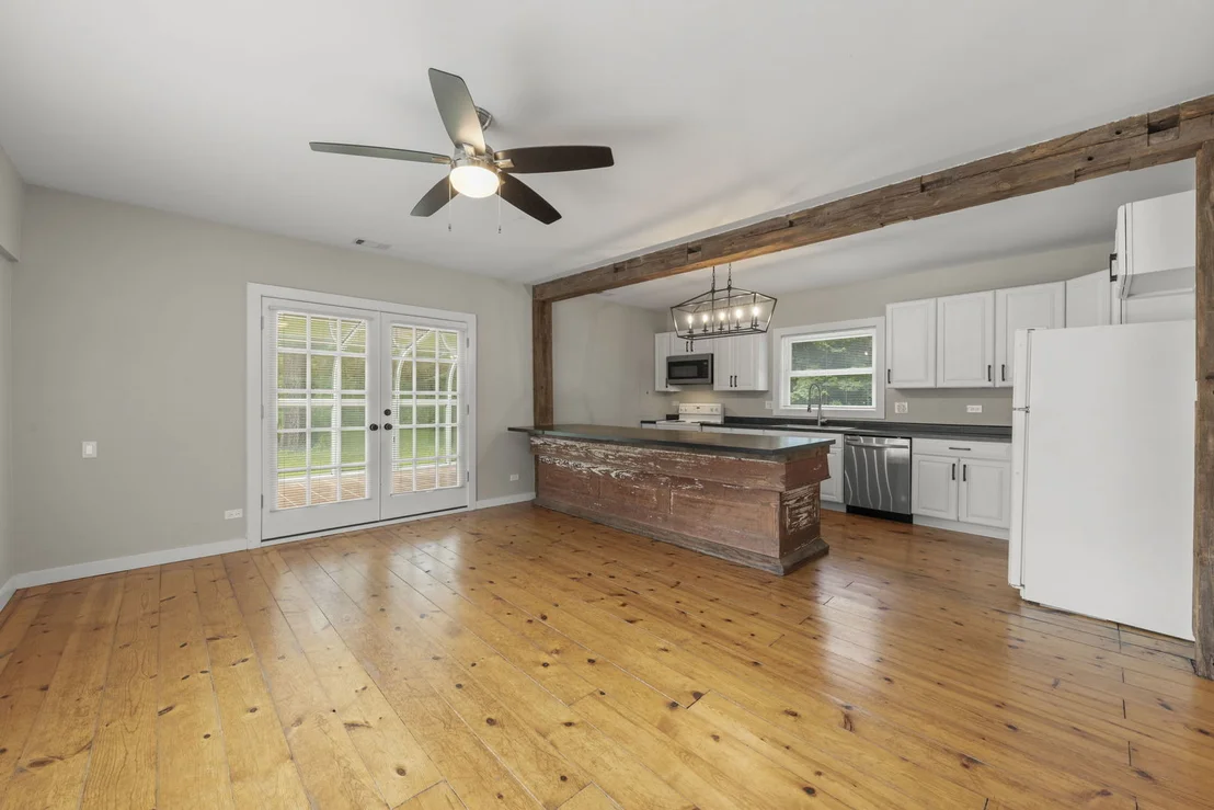 Photo of 7479 Grove Road