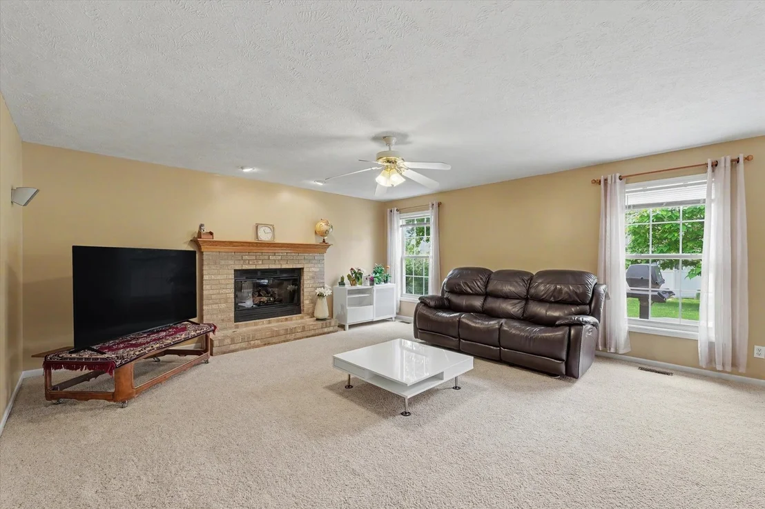 Photo of 701 Buttercup Drive