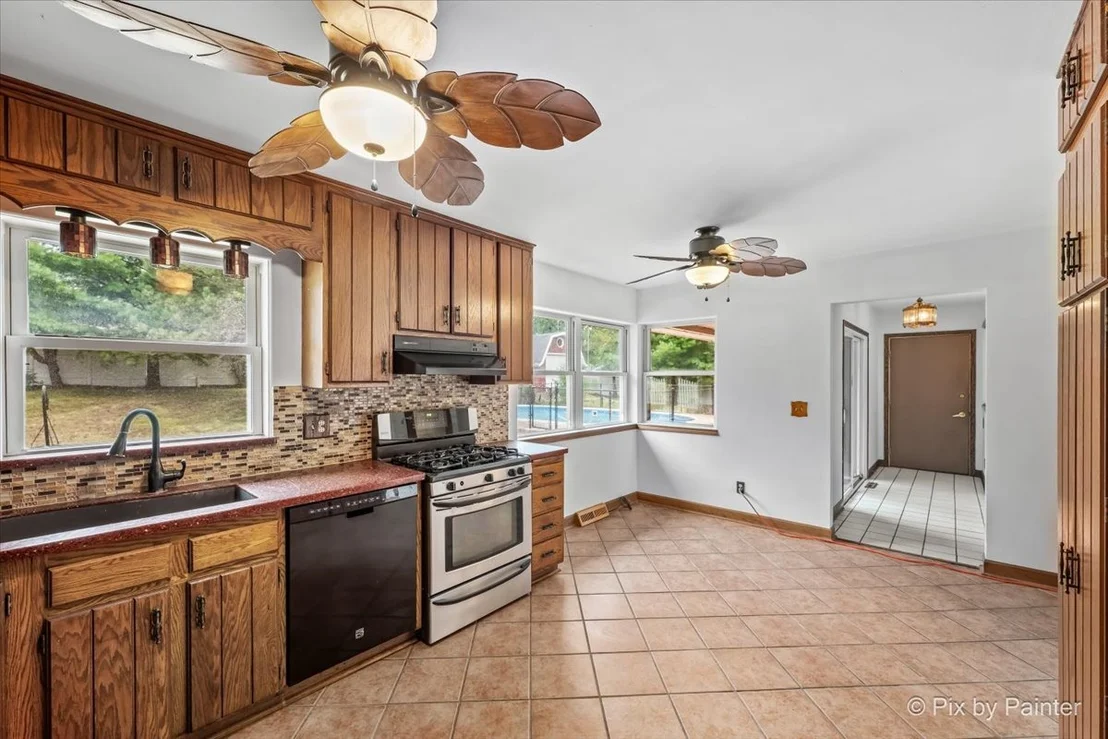 Photo of 1218 Oakleaf Avenue
