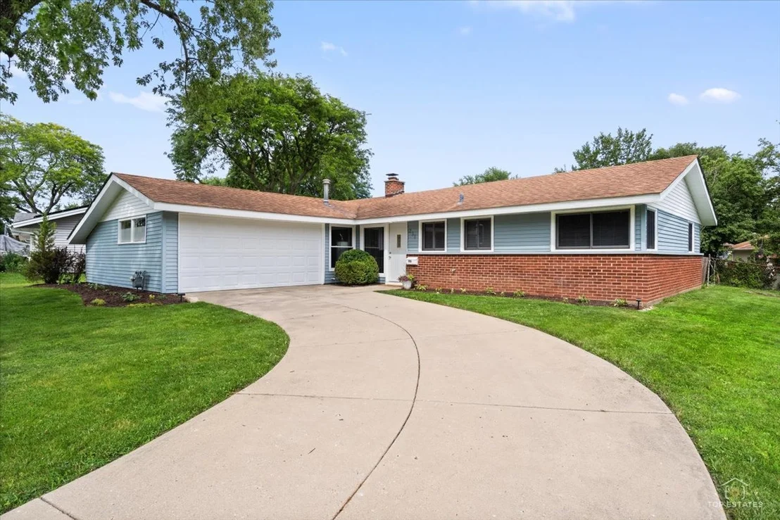 Photo of 231 Webster Lane