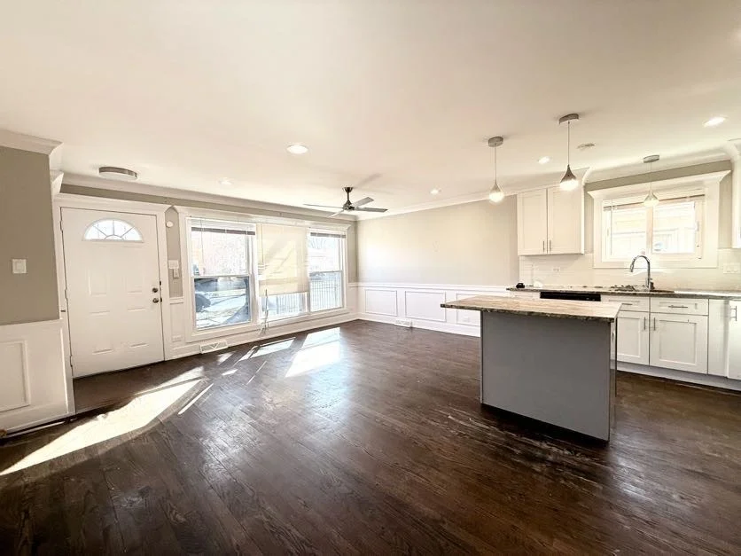 Photo of 1338 W 108th Place