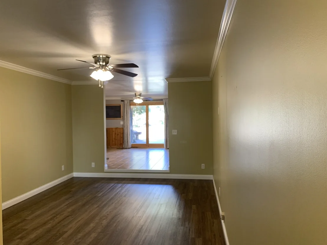 Photo of 2567 E Riverview Drive