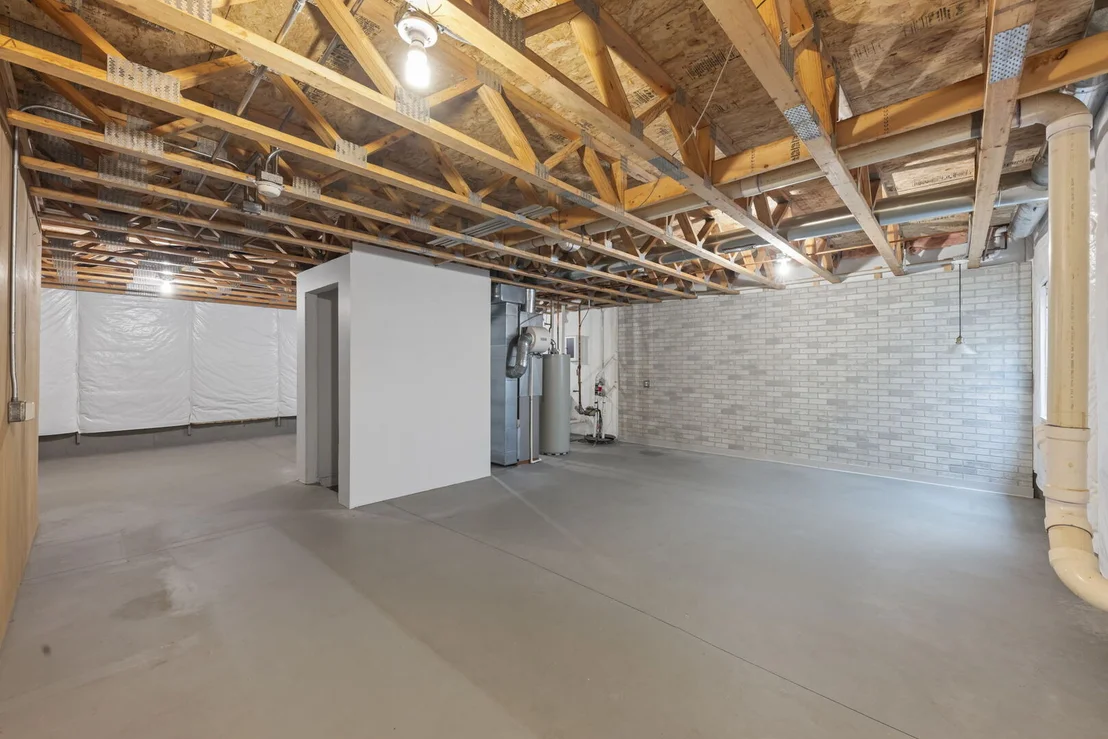 Photo of 631 Dunhill Lane