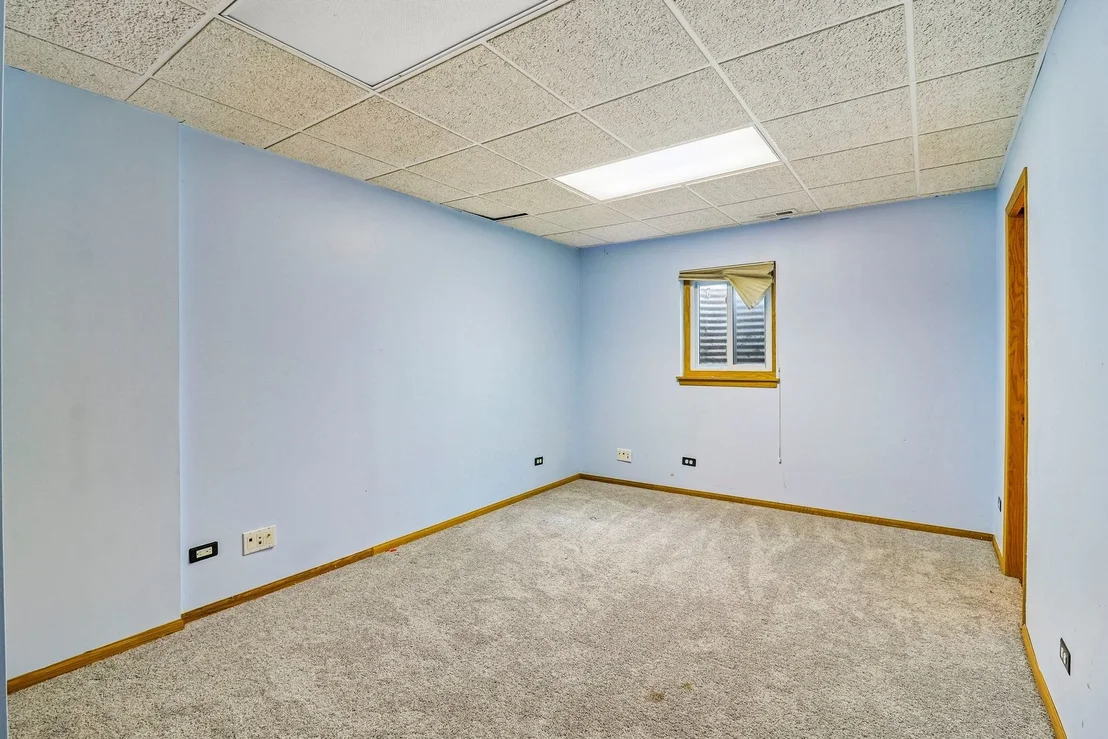 Photo of 6212 Formoor Lane