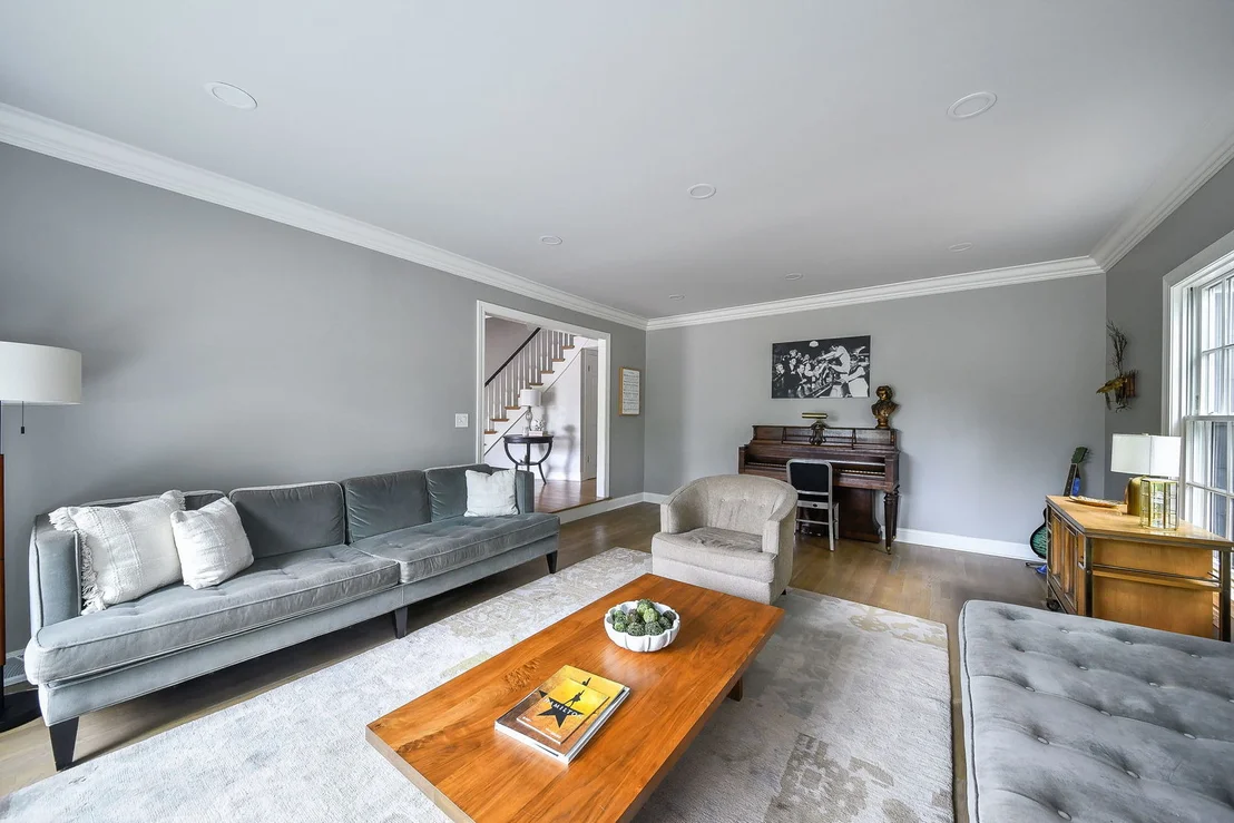 Photo of 707 Gary Court