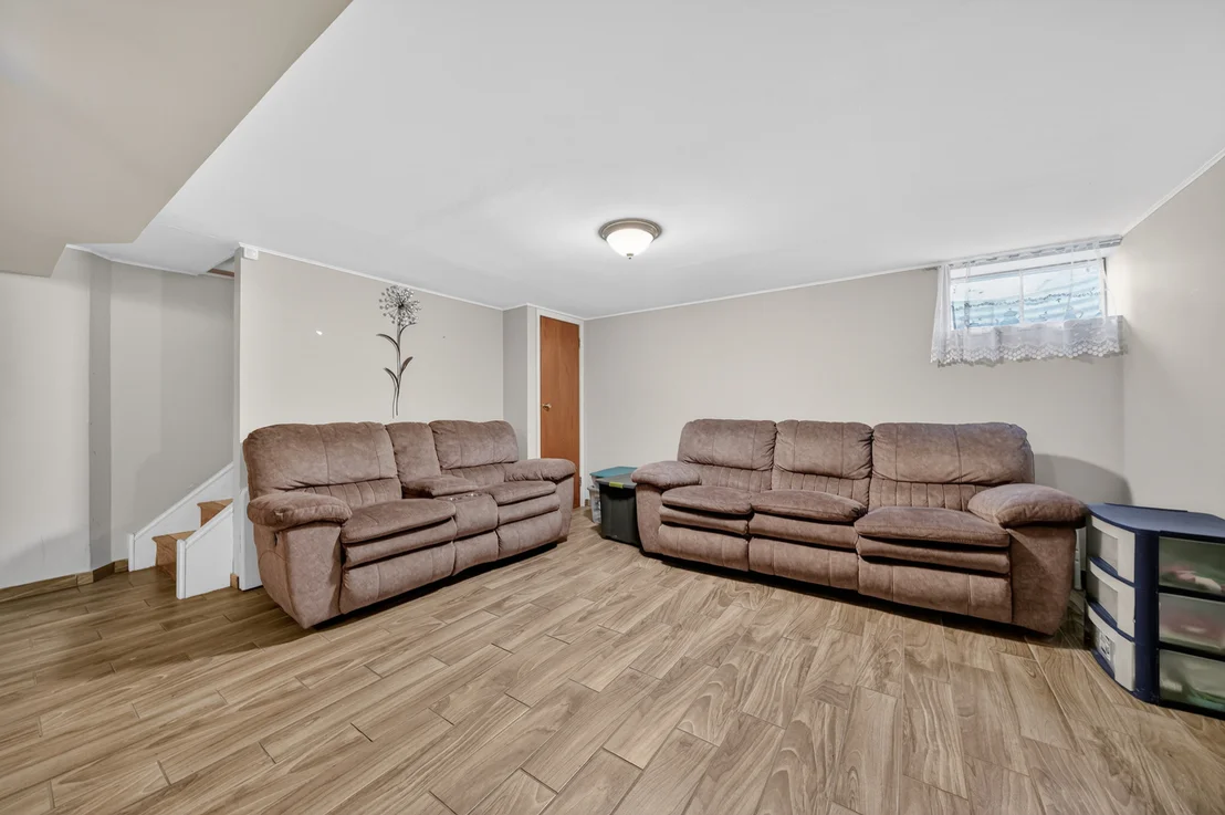 Photo of 1104 Basin Drive