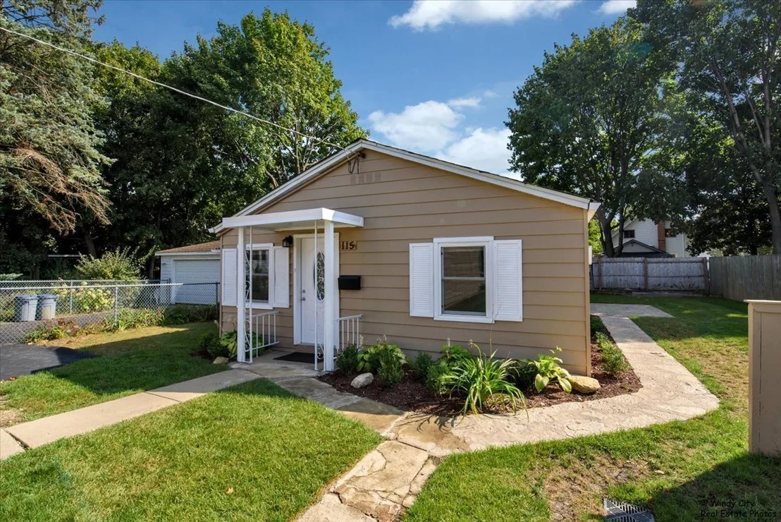 Photo of 115 Grant Street