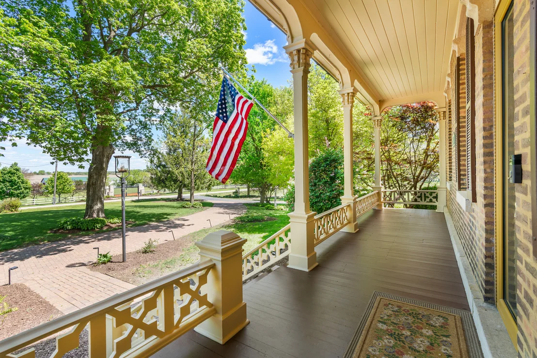 Photo of 1542 Plainfield Road